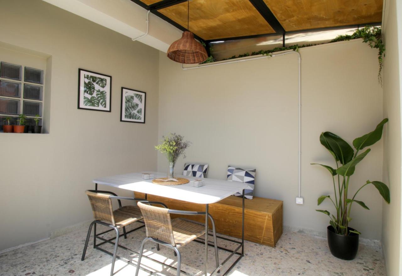 Onos - 2 Bedroom 2 Bathroom Penthouse With Terrace In Old Town Kalamata Zewnętrze zdjęcie